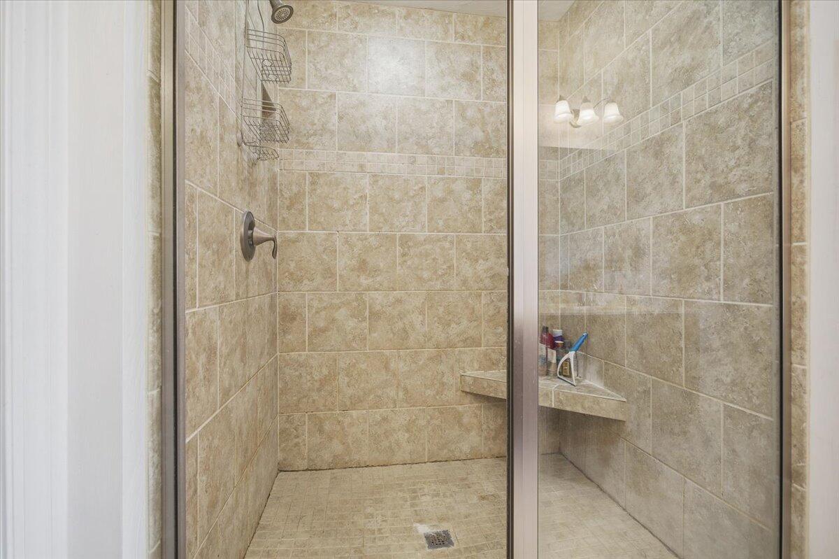 250 Thornblade Way Blue Ridge, VA 24064 - Photo 23 of 54 29-250 Thornblade Way-29