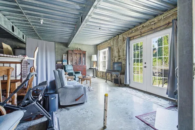 $689,500 | 250 Thornblade Way, Blue Ridge, VA 24064