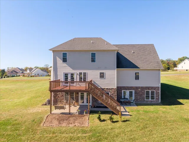 $689,500 | 250 Thornblade Way, Blue Ridge, VA 24064