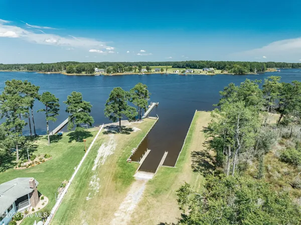 $1,180,000 | 179 Stephen Way, Belhaven, NC 27810