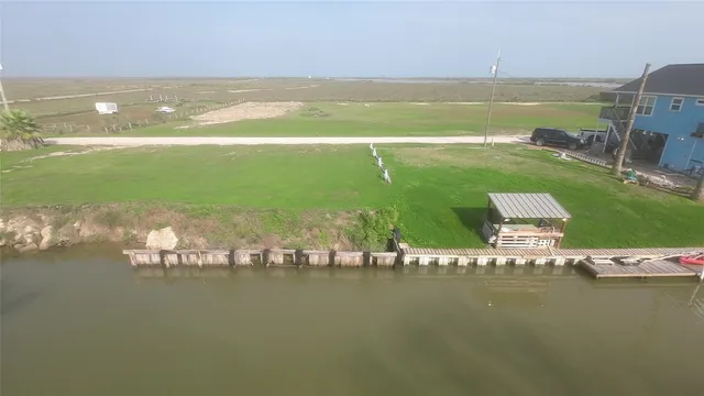 $175,000 | 32 Private Road 642 Harbor, Matagorda, TX 77457