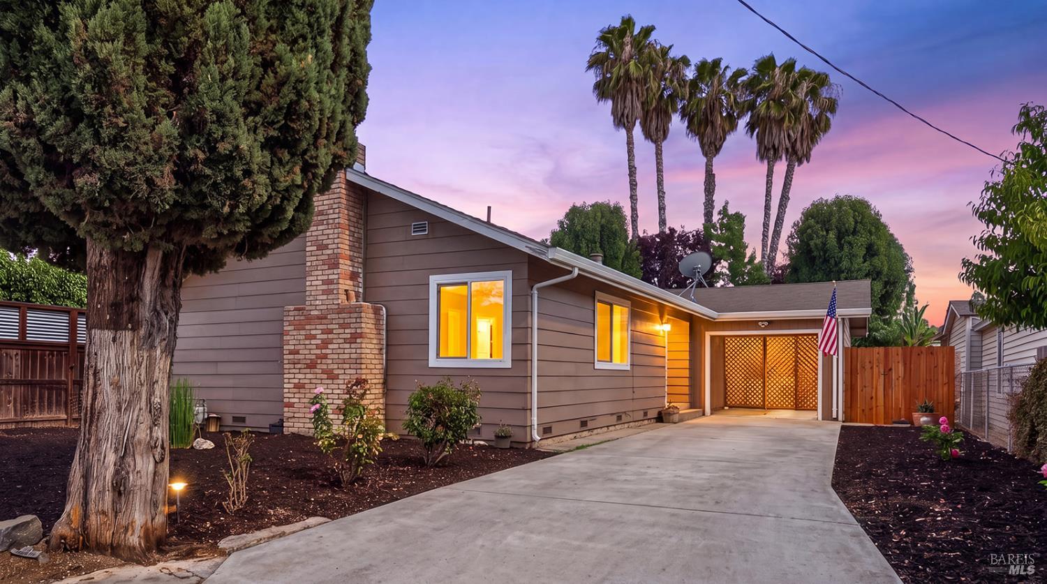 31604 McCray Road Cloverdale, CA 95425 - Photo 2 of 59