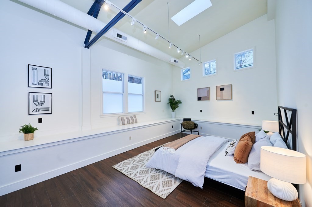 44 White Place Brookline, MA 02445 - Photo 16 of 27