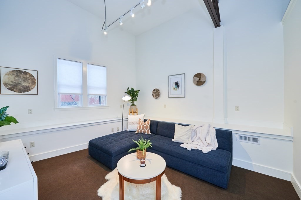 44 White Place Brookline, MA 02445 - Photo 19 of 27