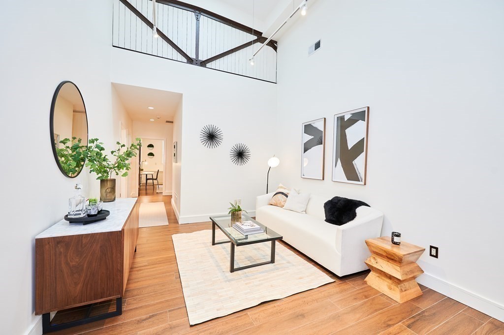44 White Place Brookline, MA 02445 - Photo 7 of 27