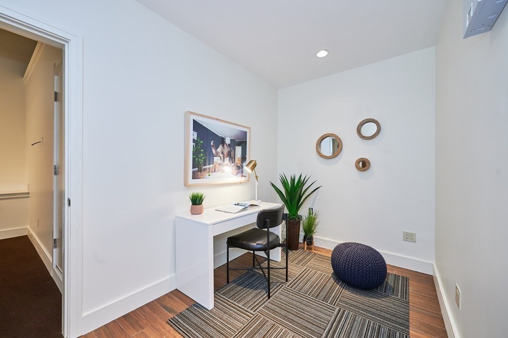 44 White Place Brookline, MA 02445 - Photo 9 of 27