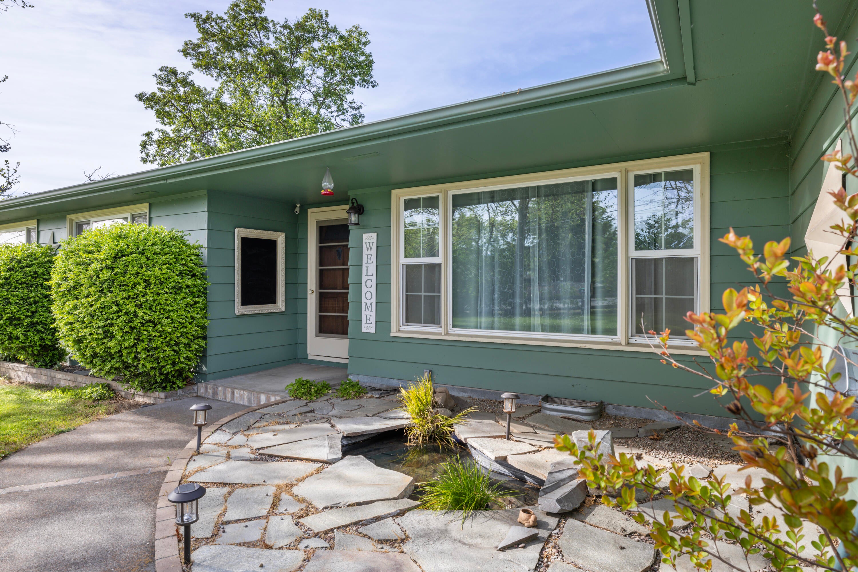 3459 Lone Pine Road Medford, OR 97504 - Photo 5 of 29 3-print-_D9A5159