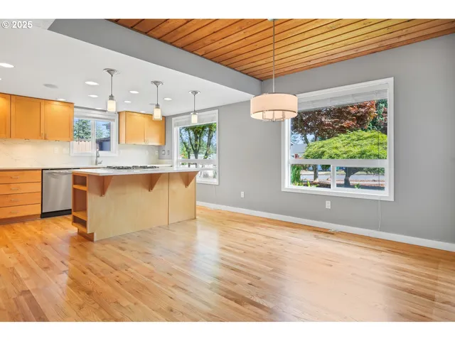 $575,000 | 2237 Southeast Darling Avenue, Gresham, OR 97080