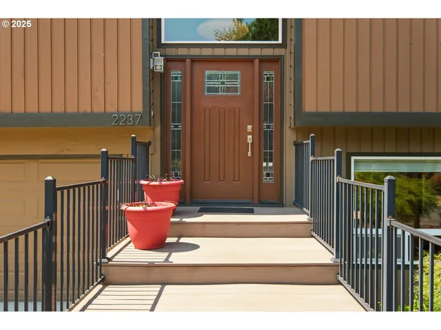 $575,000 | 2237 Southeast Darling Avenue, Gresham, OR 97080