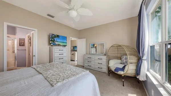 $279,900 | 356 Fareham Drive, Venice, FL 34293