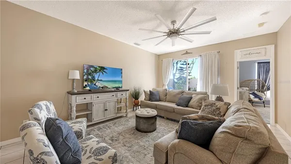 $279,900 | 356 Fareham Drive, Venice, FL 34293