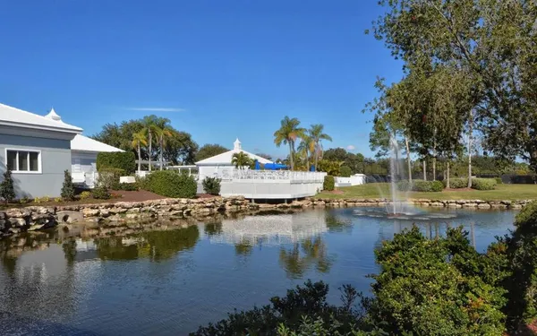 $279,900 | 356 Fareham Drive, Venice, FL 34293
