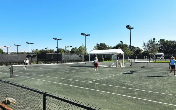 $279,900 | 356 Fareham Drive, Venice, FL 34293