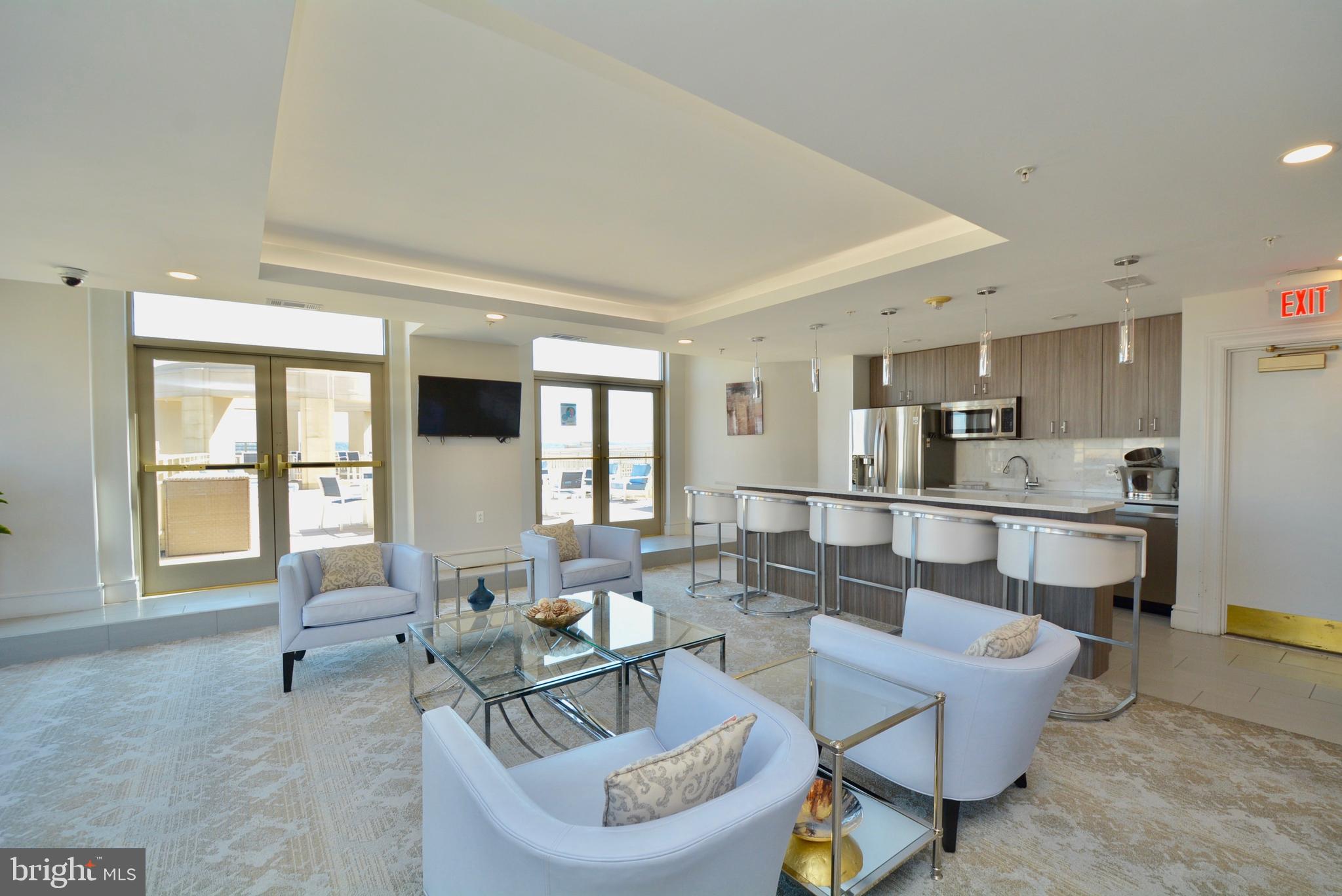 3650 South Glebe Road, Unit 262 Arlington, VA 22202 - Photo 18 of 35 Lounging areas & TV's for viewing the game?!