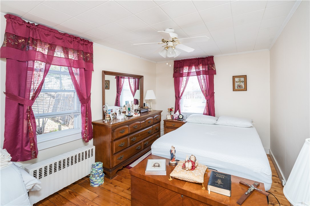 48 Providence Street Woonsocket, RI 02895 - Photo 11 of 46