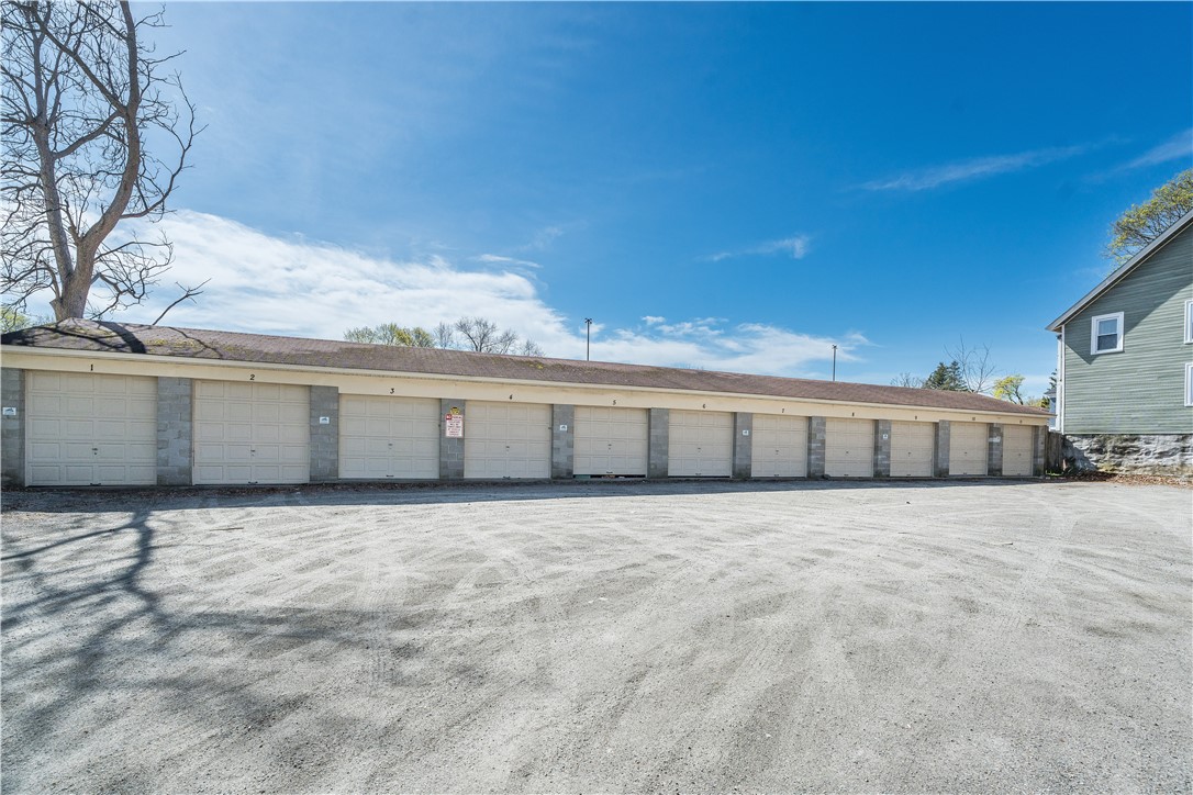 48 Providence Street Woonsocket, RI 02895 - Photo 4 of 46