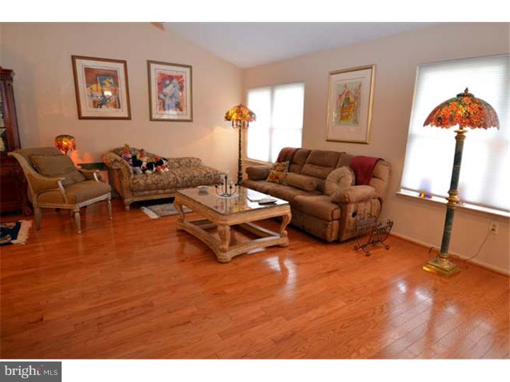 9 Yale Road Marlton, NJ 08053 - Photo 5 of 17 Living Room