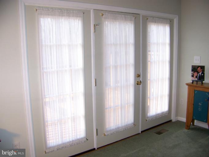 5670 Ridge Road Mount Airy, MD 21771 - Photo 2 of 30 Family Room doors leading to Deck