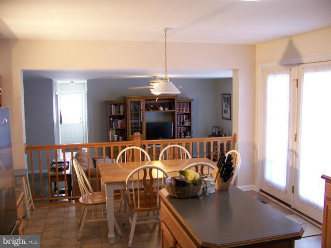 5670 Ridge Road Mount Airy, MD 21771 - Photo 11 of 30 Kitchen