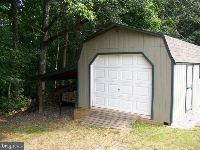5670 Ridge Road Mount Airy, MD 21771 - Photo 19 of 30 Rear Outbuilding