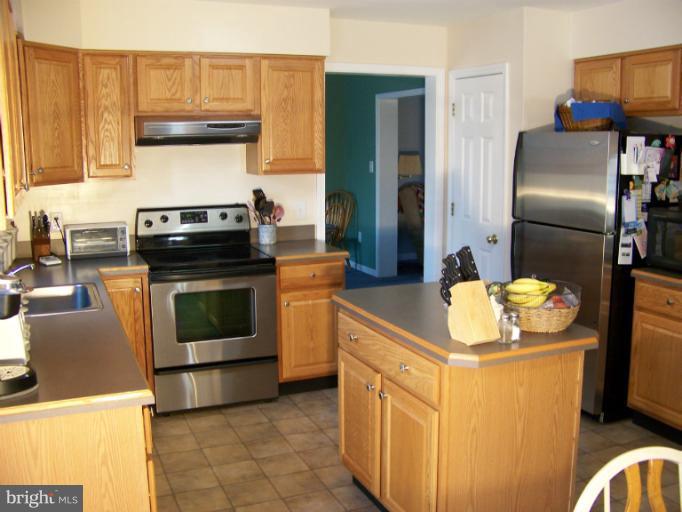5670 Ridge Road Mount Airy, MD 21771 - Photo 5 of 30 Kitchen