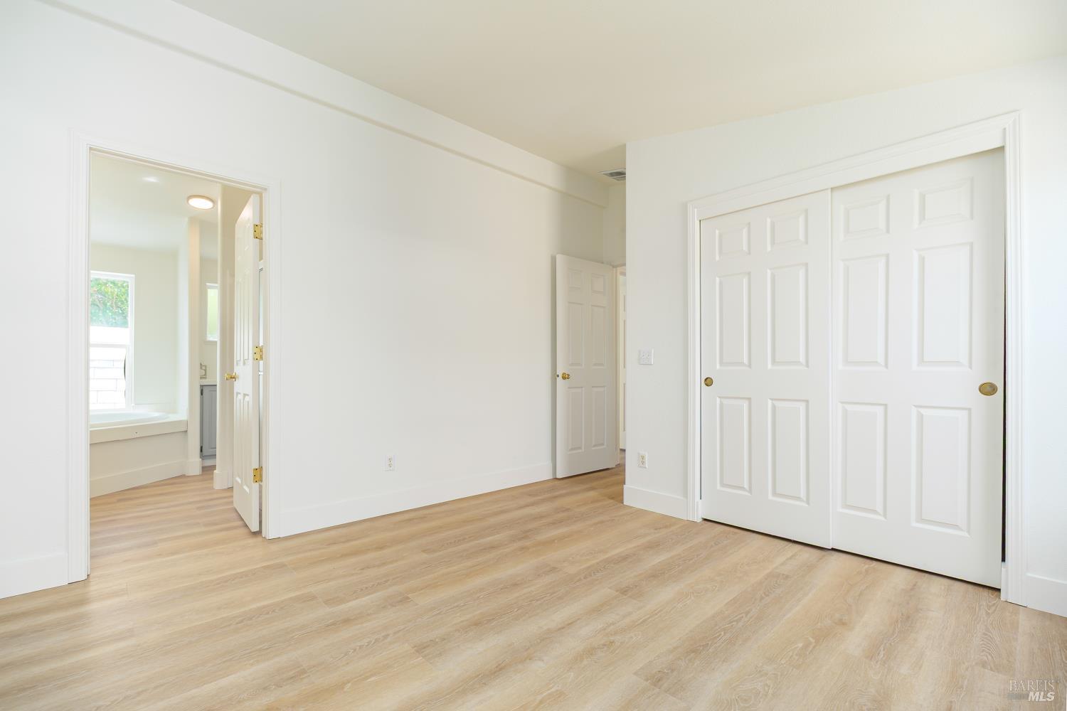 209 Yosemite Road San Rafael, CA 94903 - Photo 15 of 42