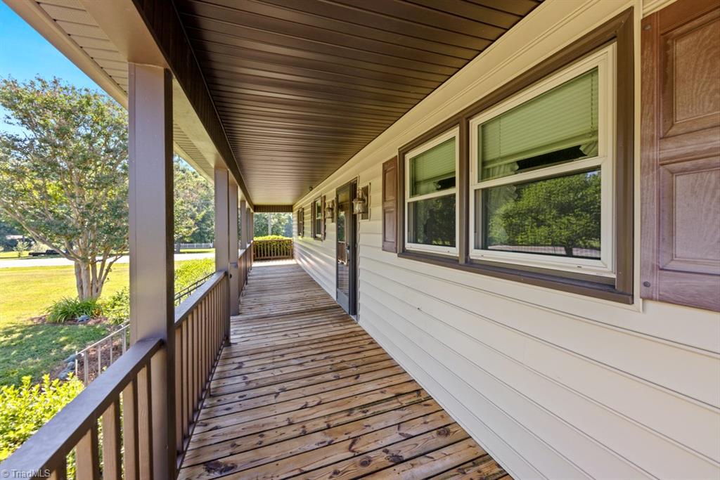 7000 Harperglen Road Clemmons, NC 27012 - Photo 4 of 34 Gallery Image 4