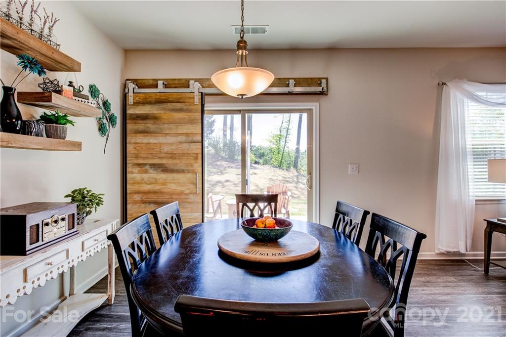 607 Amber Meadows Way Tega Cay, SC 29708 - Photo 12 of 31 Gallery Image 12