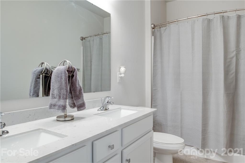 607 Amber Meadows Way Tega Cay, SC 29708 - Photo 22 of 31 Gallery Image 22