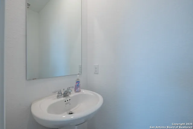 $1,850 | 6813 Arid Way, San Antonio, TX 78252