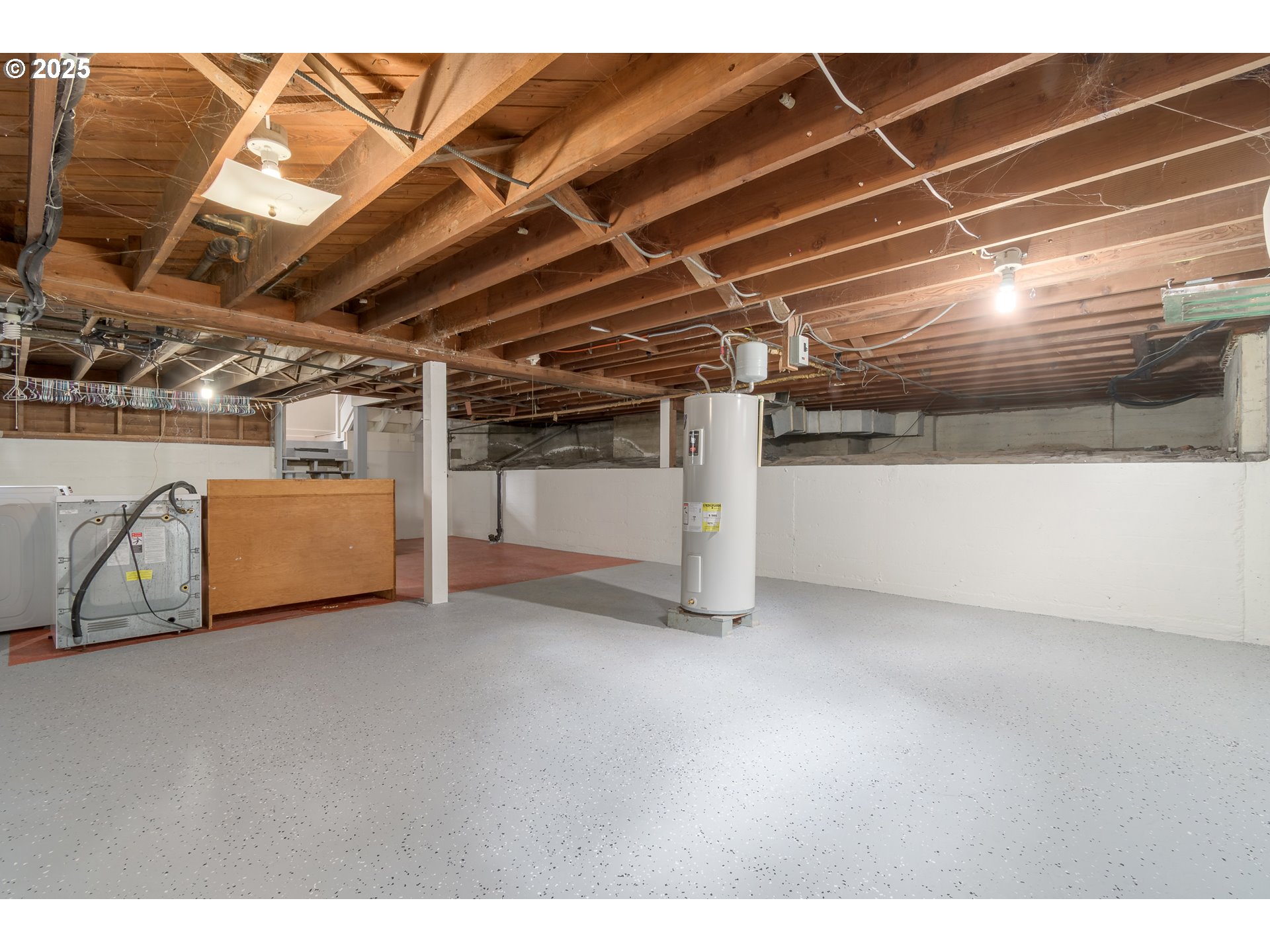 960 Washington Street Eugene, OR 97401 - Photo 36 of 43 a view of garage