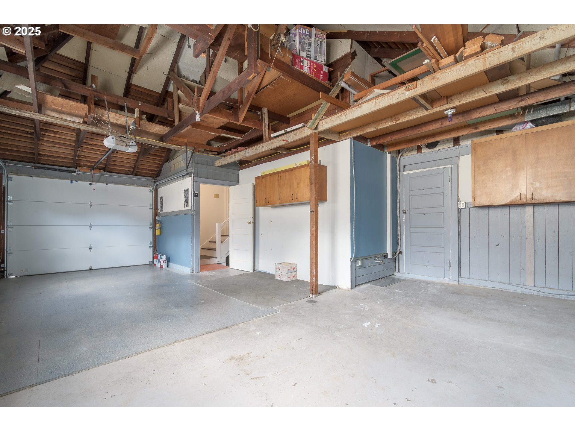 960 Washington Street Eugene, OR 97401 - Photo 39 of 43 a view of a room with wooden walls