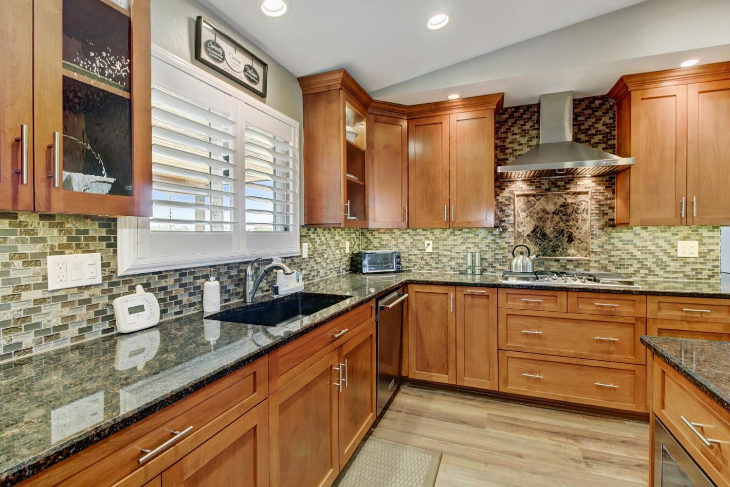 6330 Morgan Place Loomis, CA 95650 - Photo 4 of 94