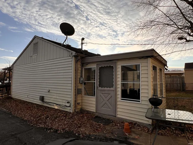 $115,000 | 508 West Wharton Drive, Marion, IN 46952