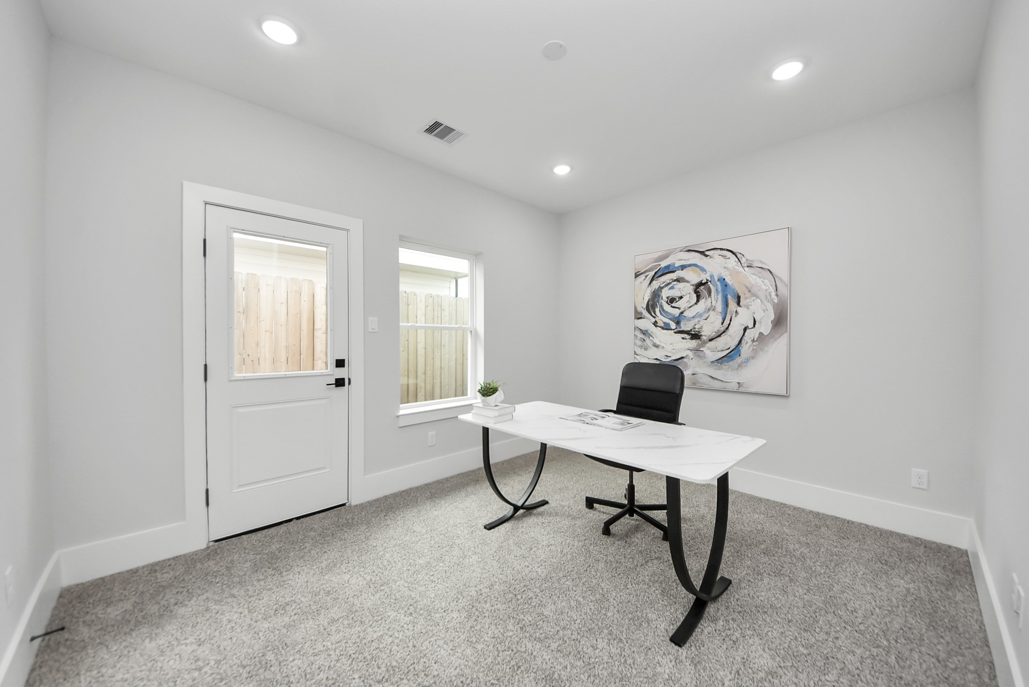 4814 Cochran Street Houston, TX 77009 - Photo 4 of 48