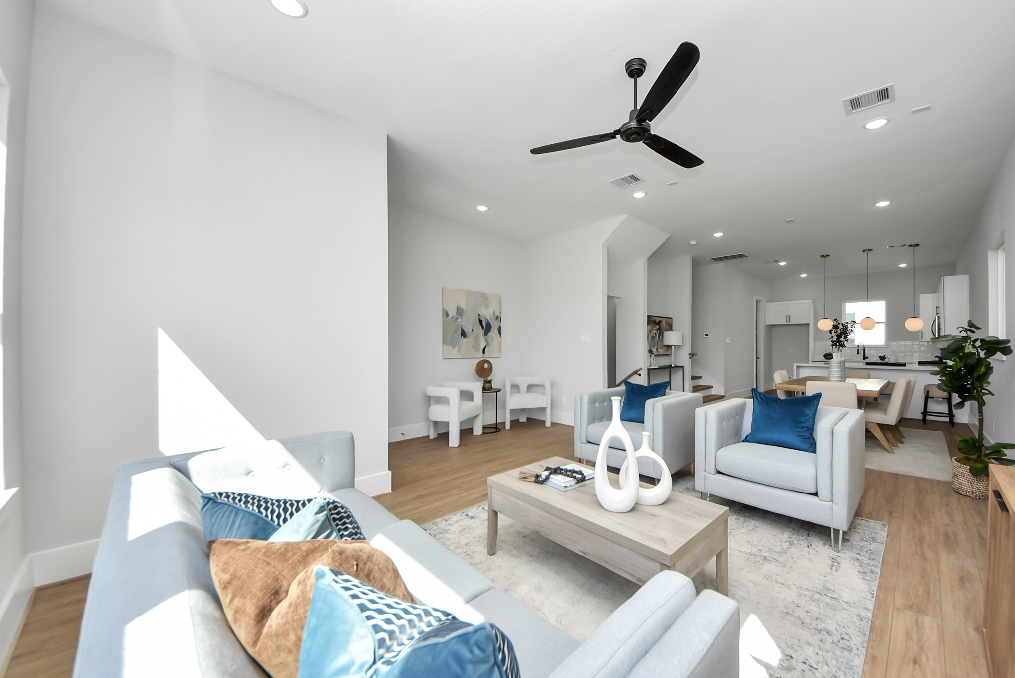 4814 Cochran Street Houston, TX 77009 - Photo 9 of 48