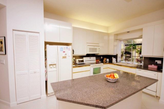 6216 Island Bend, Unit A Boca Raton, FL 33496 - Photo 3 of 25 Additional Photo