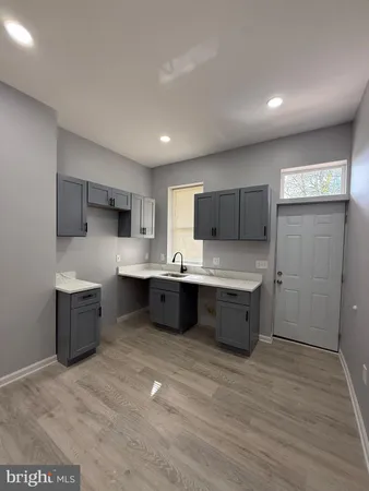 $1,950 | 1806 North Mount Street, Baltimore, MD 21217