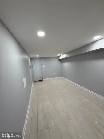 $1,950 | 1806 North Mount Street, Baltimore, MD 21217