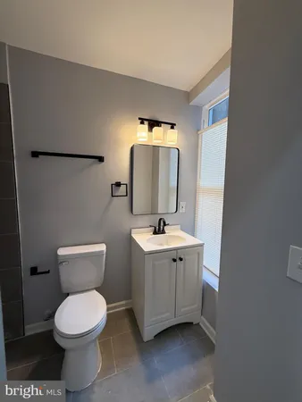 $1,950 | 1806 North Mount Street, Baltimore, MD 21217