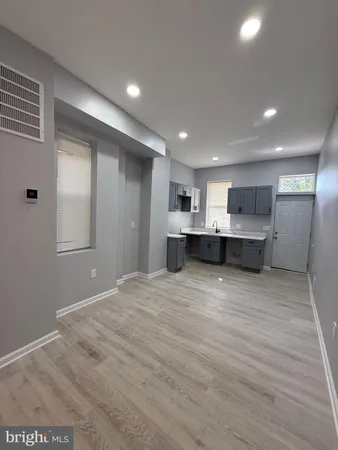 $1,950 | 1806 North Mount Street, Baltimore, MD 21217