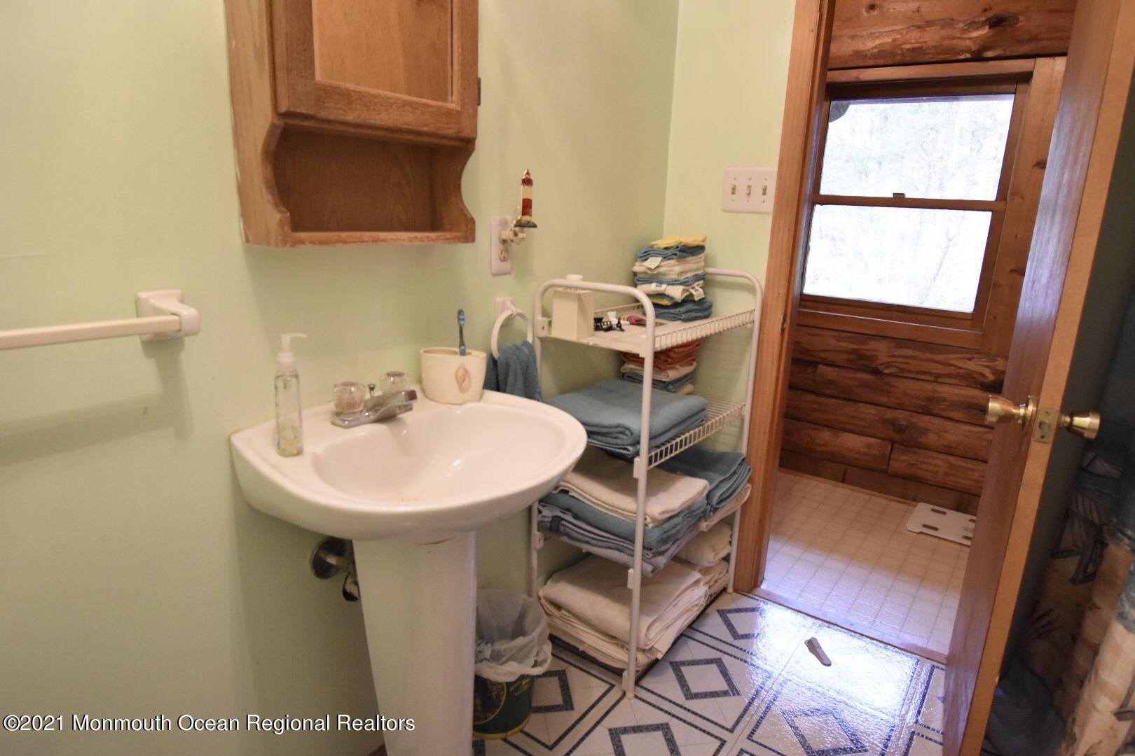 333 County Road 539 Cream Ridge, NJ 08514 - Photo 22 of 51 Photo Apr 07, 11 25 10 AM