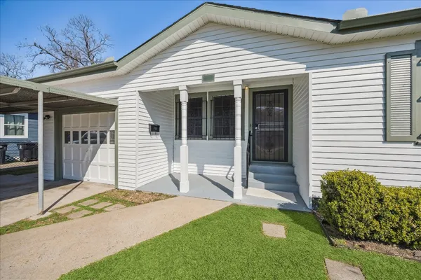 $2,400 | 1115 Post Street, Houston, TX 77022