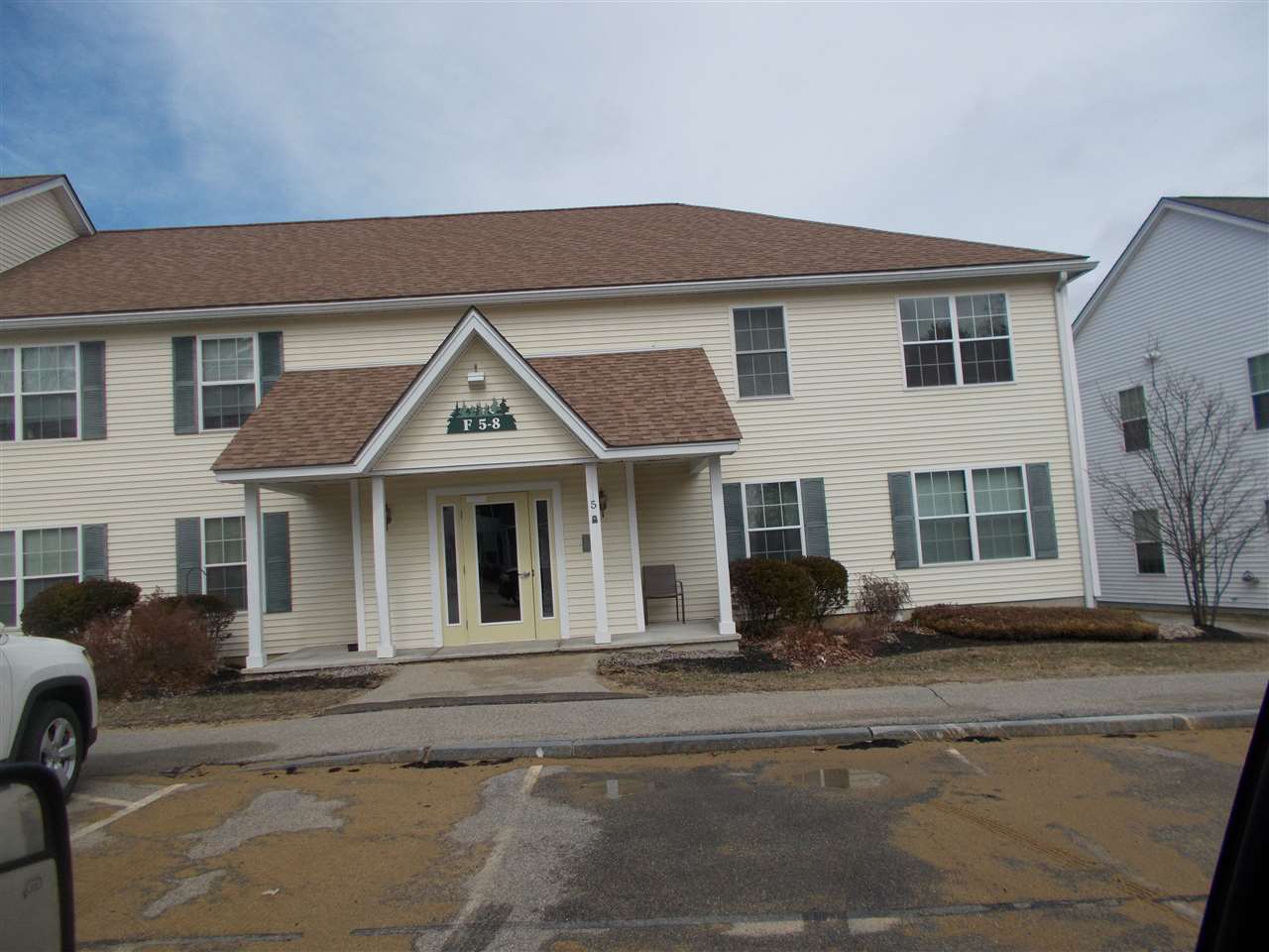 4 Tampa Drive, Unit F7 Rochester, NH 03867 - Photo 2 of 2 Gallery Image 2