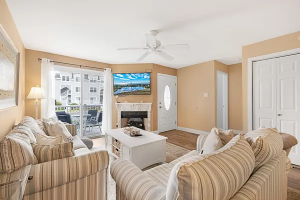 $559,999 | 400 East Marina Court, Unit 104, North Wildwood, NJ 08260