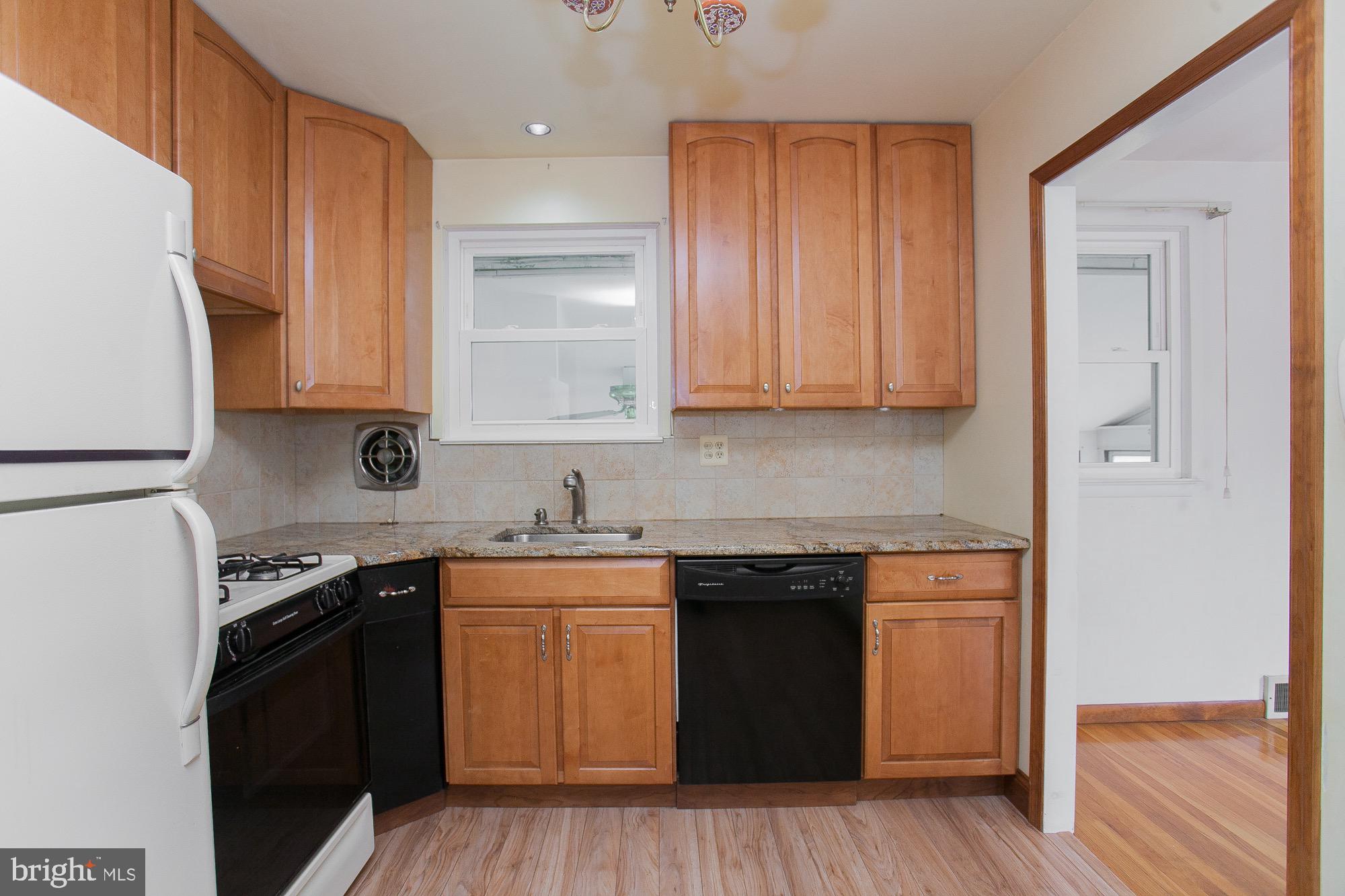 303 Spruce Road Flourtown, PA 19031 - Photo 11 of 34