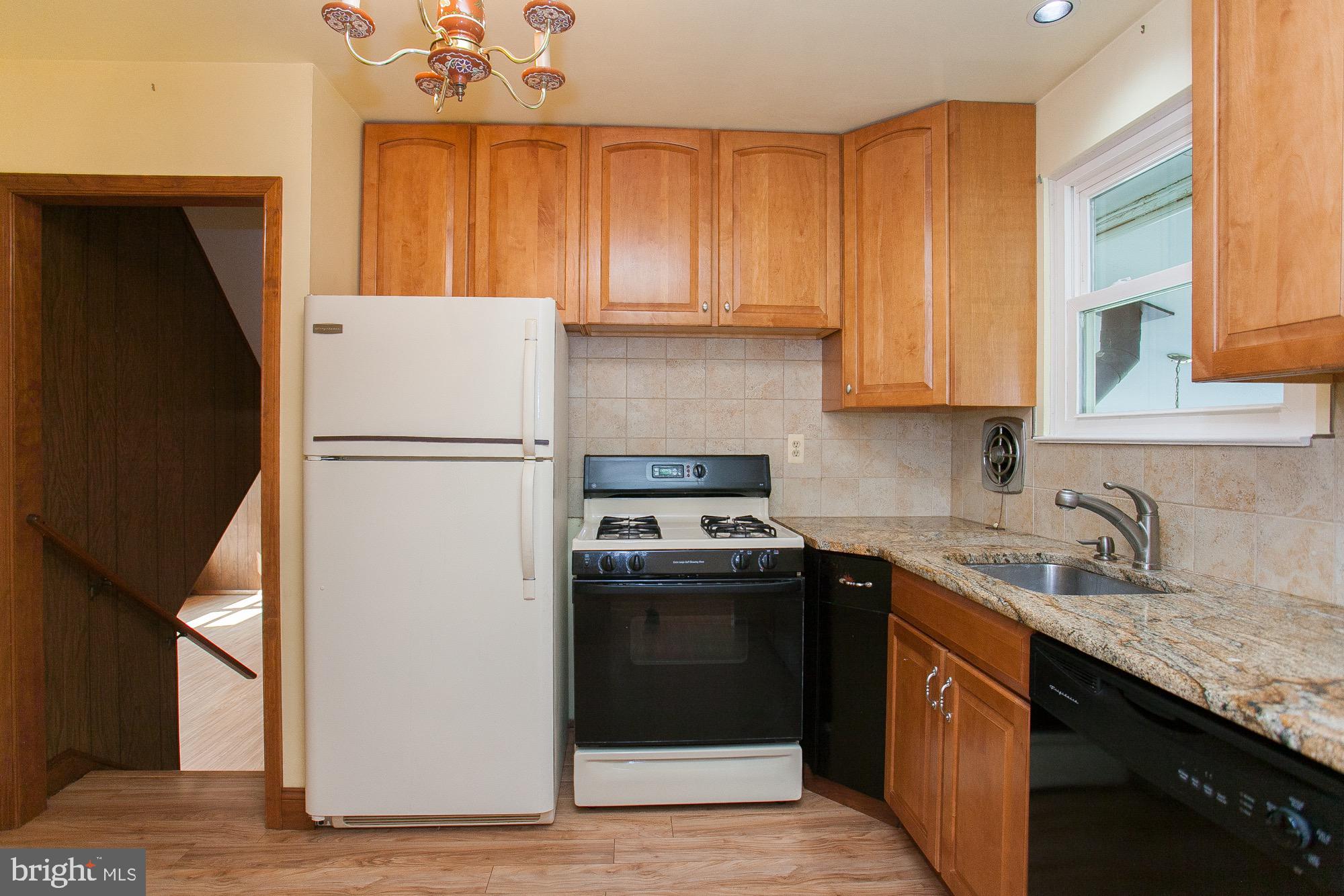 303 Spruce Road Flourtown, PA 19031 - Photo 12 of 34