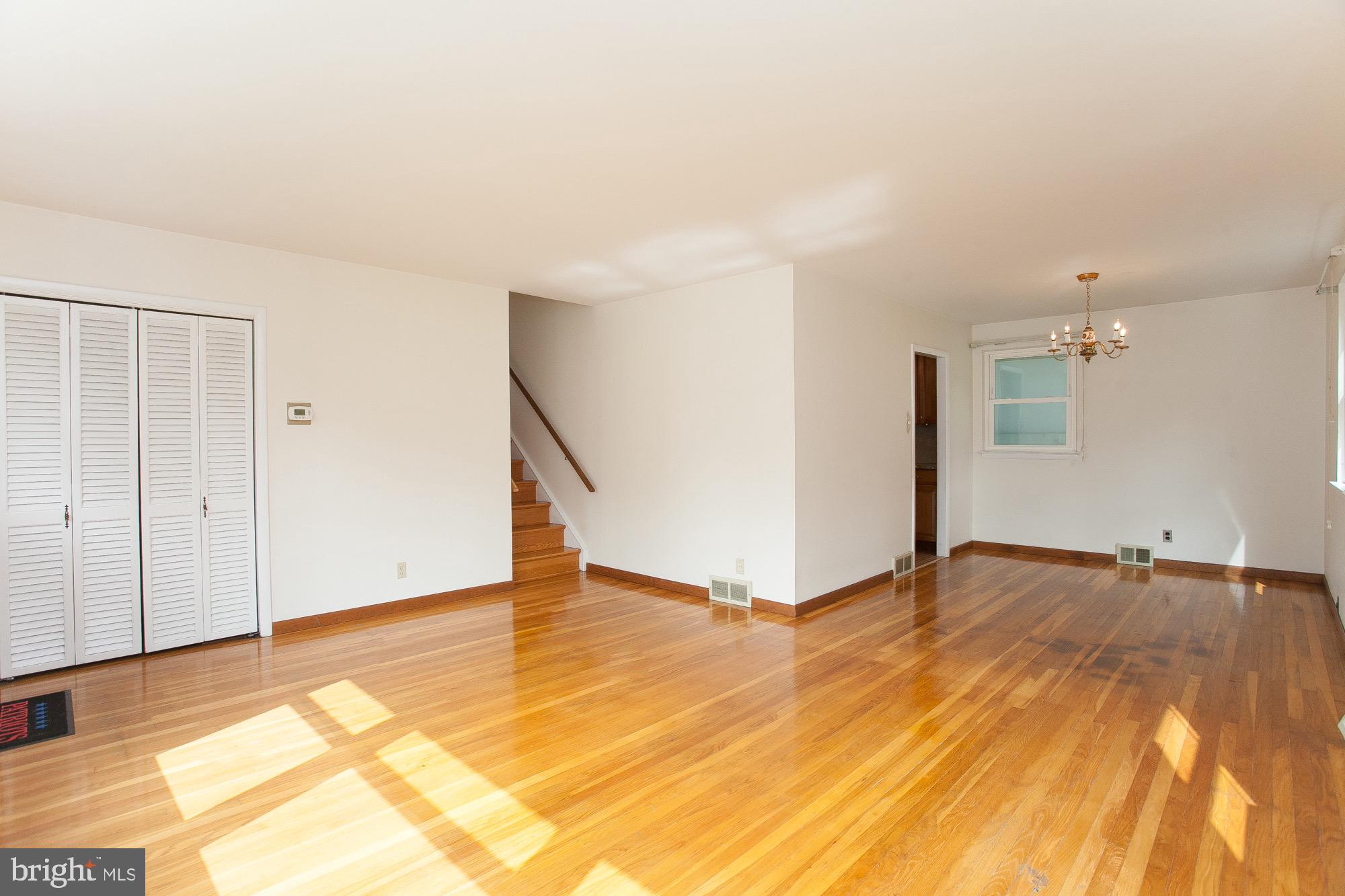 303 Spruce Road Flourtown, PA 19031 - Photo 8 of 34