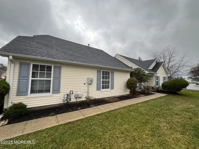 $490,000 | 2425 Woodbine Lane, Toms River, NJ 08755