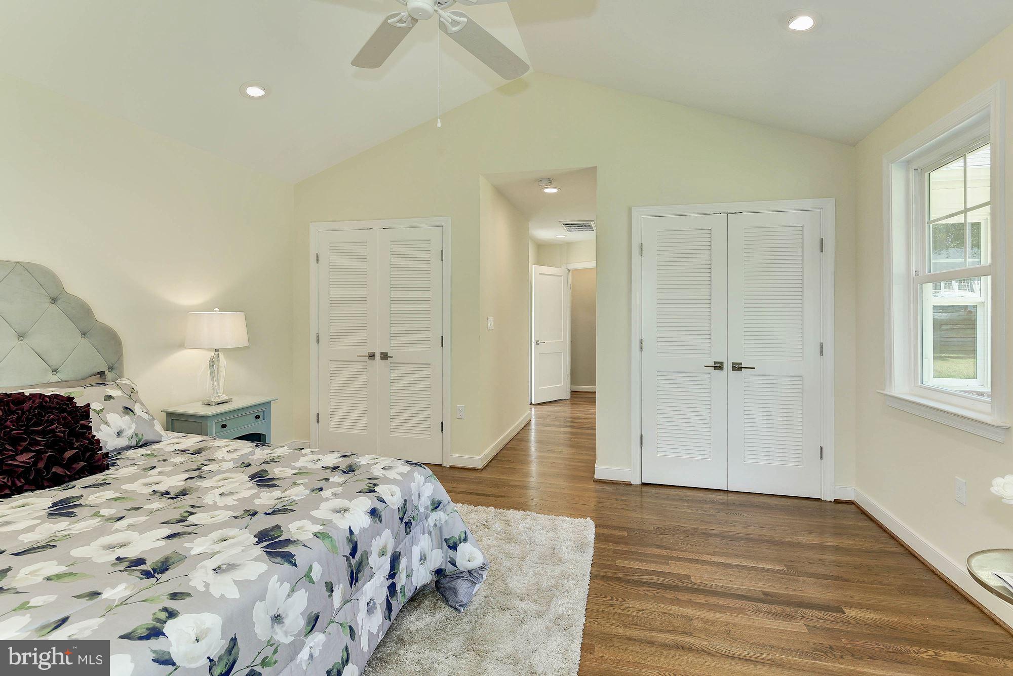 8017 Fairfax Road Alexandria, VA 22308 - Photo 22 of 30 Bedroom (Master)